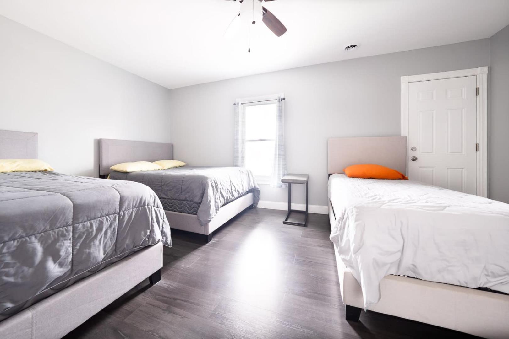 Comfy 4Br, 1 Bath Near The Falls & Casino Καταρράκτες του Νιαγάρα Εξωτερικό φωτογραφία