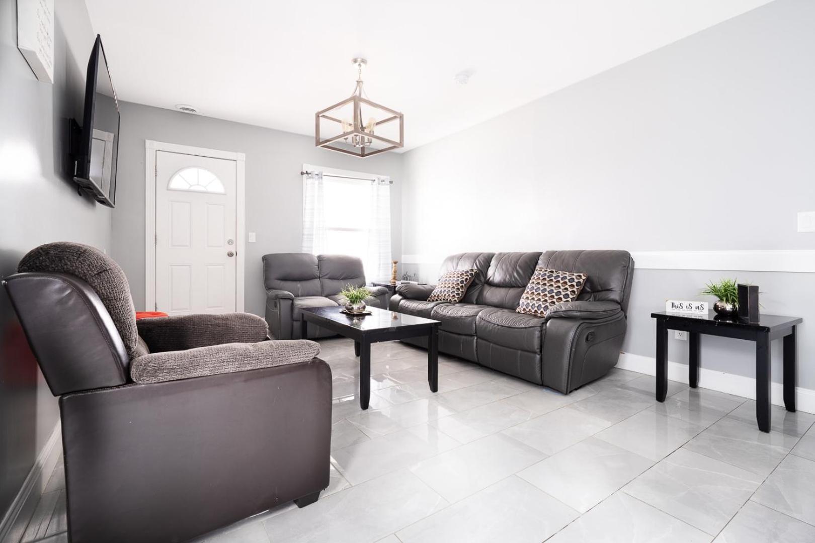 Comfy 4Br, 1 Bath Near The Falls & Casino Καταρράκτες του Νιαγάρα Εξωτερικό φωτογραφία